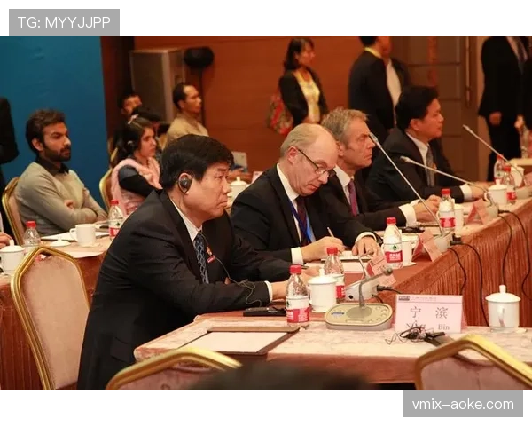 拜仁监事会召开会议，议题包括评估总监埃贝尔未来